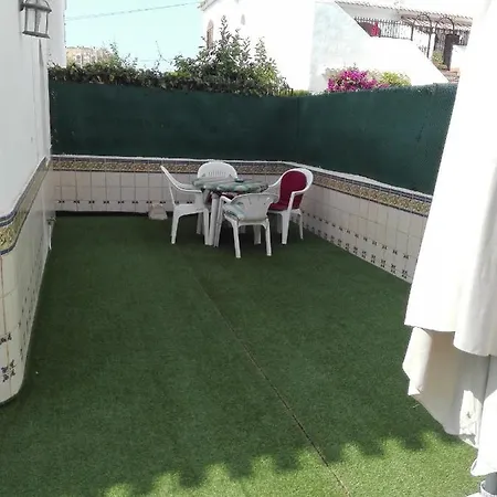 Mi Casita En Con Piscina Comunitaria Y Barbacoa Privada *