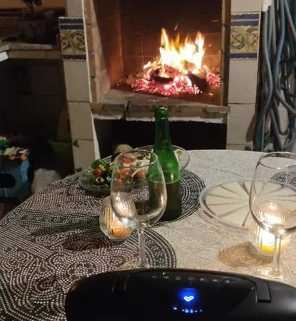 Сasa de vacaciones Mi Casita En Con Piscina Comunitaria Y Barbacoa Privada *