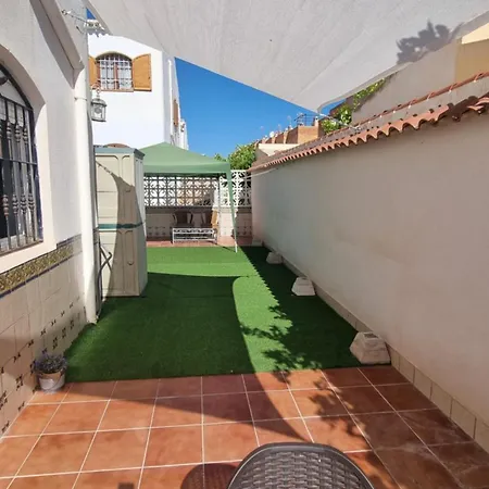 Mi Casita En Con Piscina Y Barbacoa