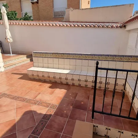 Сasa de vacaciones Mi Casita En Con Piscina Comunitaria Y Barbacoa Privada