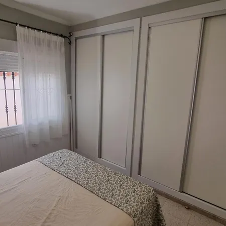 Mi Casita En Con Piscina Comunitaria Y Barbacoa Privada * Torrevieja