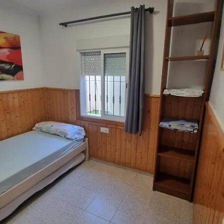 Mi Casita En Con Piscina Comunitaria Y Barbacoa Privada Сasa de vacaciones *