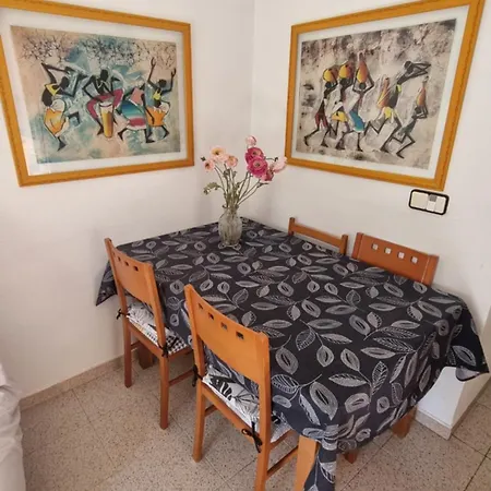 Сasa de vacaciones Mi Casita En Con Piscina Comunitaria Y Barbacoa Privada *