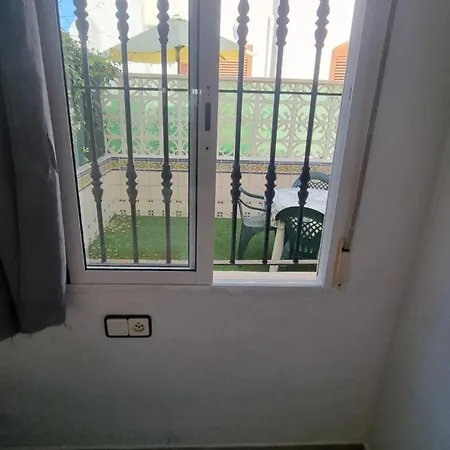 Mi Casita En Con Piscina Comunitaria Y Barbacoa Privada * Torrevieja