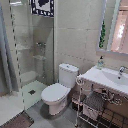 Mi Casita En Con Piscina Comunitaria Y Barbacoa Privada Сasa de vacaciones