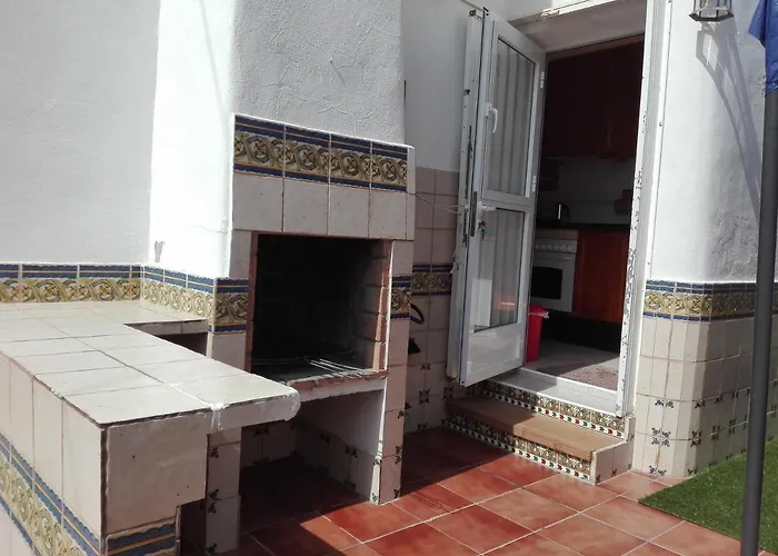Mi Casita En Con Piscina Comunitaria Y Barbacoa Privada Сasa de vacaciones