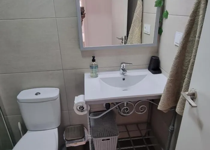 Mi Casita En Con Piscina Comunitaria Y Barbacoa Privada *